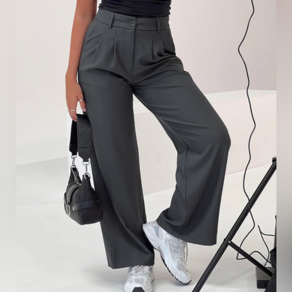 Princess Polly, gray slacks, size 6
